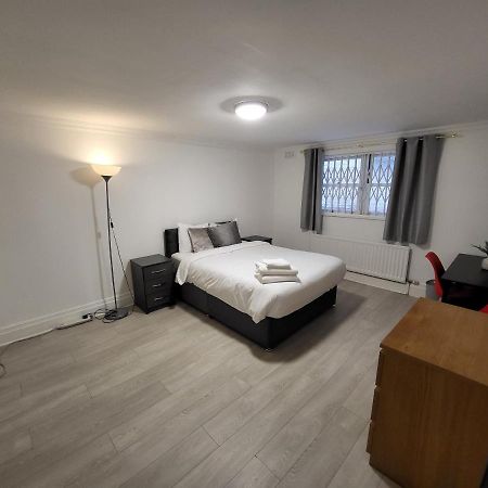 Cosy Apartment By Clapham South Underground! Λονδίνο Εξωτερικό φωτογραφία