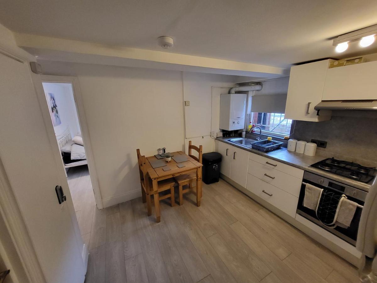 Cosy Apartment By Clapham South Underground! Λονδίνο Εξωτερικό φωτογραφία