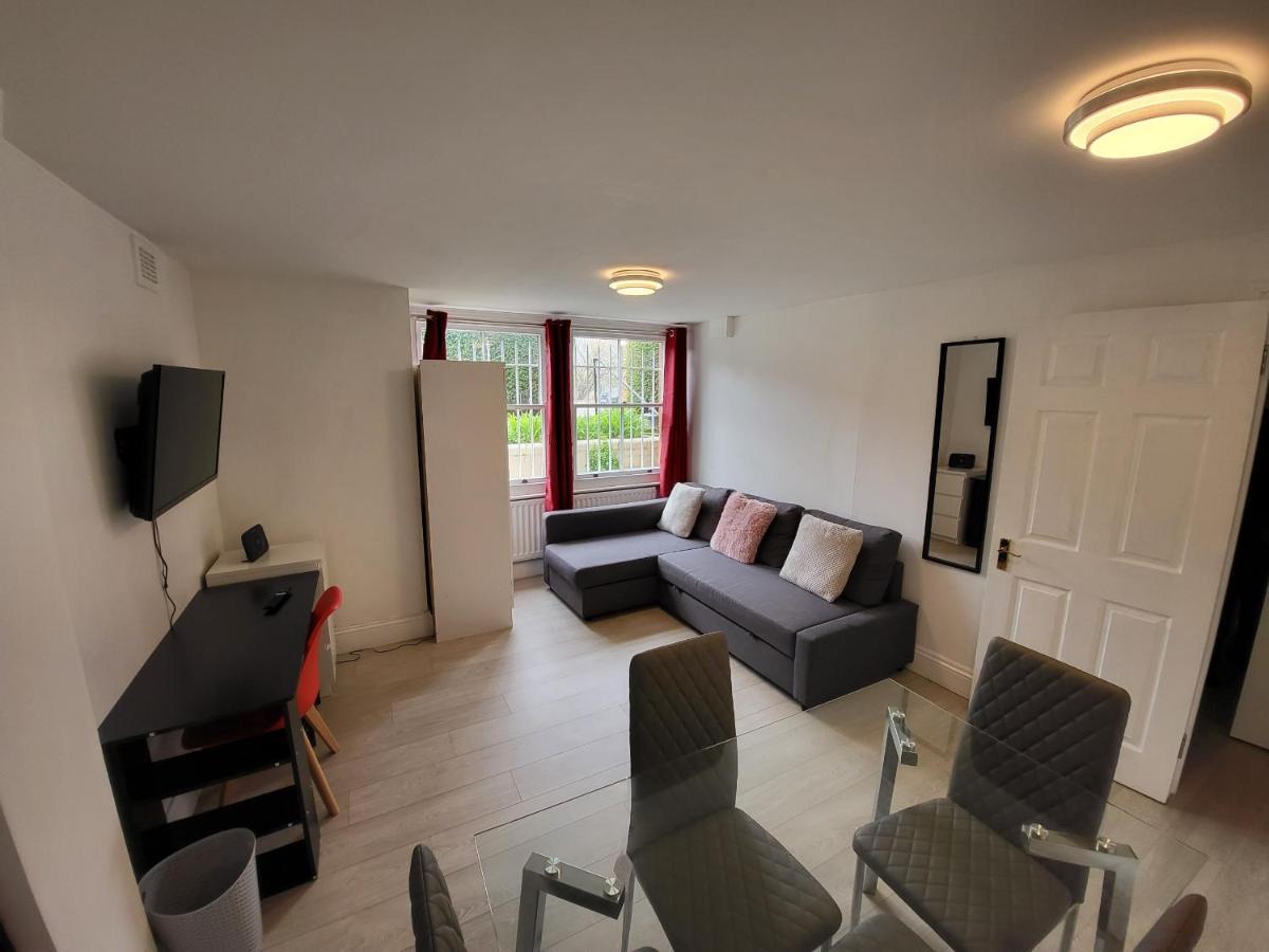 Cosy Apartment By Clapham South Underground! Λονδίνο Εξωτερικό φωτογραφία