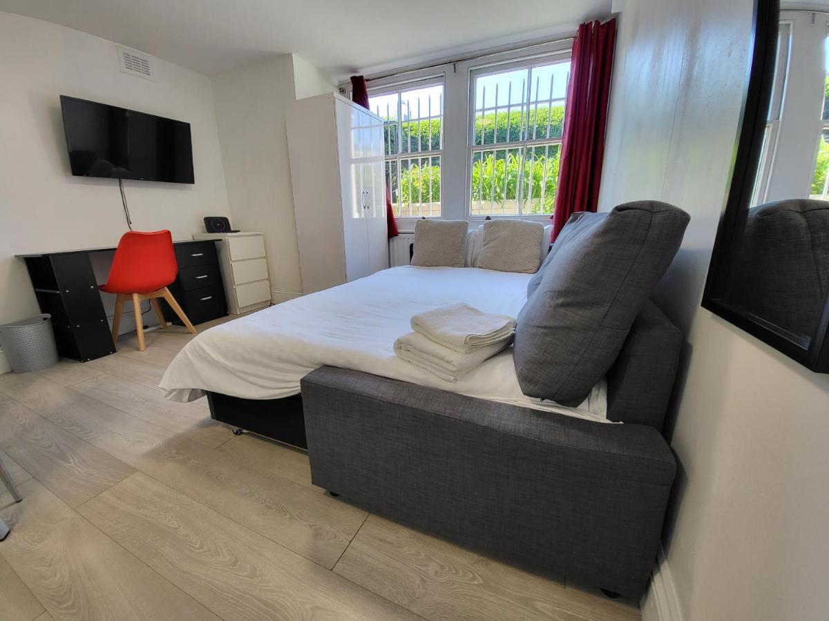 Cosy Apartment By Clapham South Underground! Λονδίνο Εξωτερικό φωτογραφία