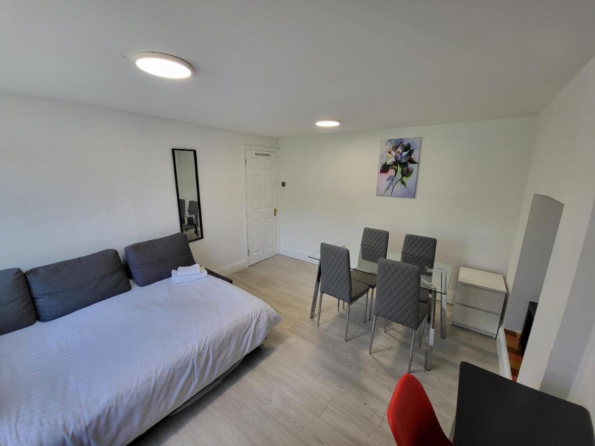 Cosy Apartment By Clapham South Underground! Λονδίνο Εξωτερικό φωτογραφία