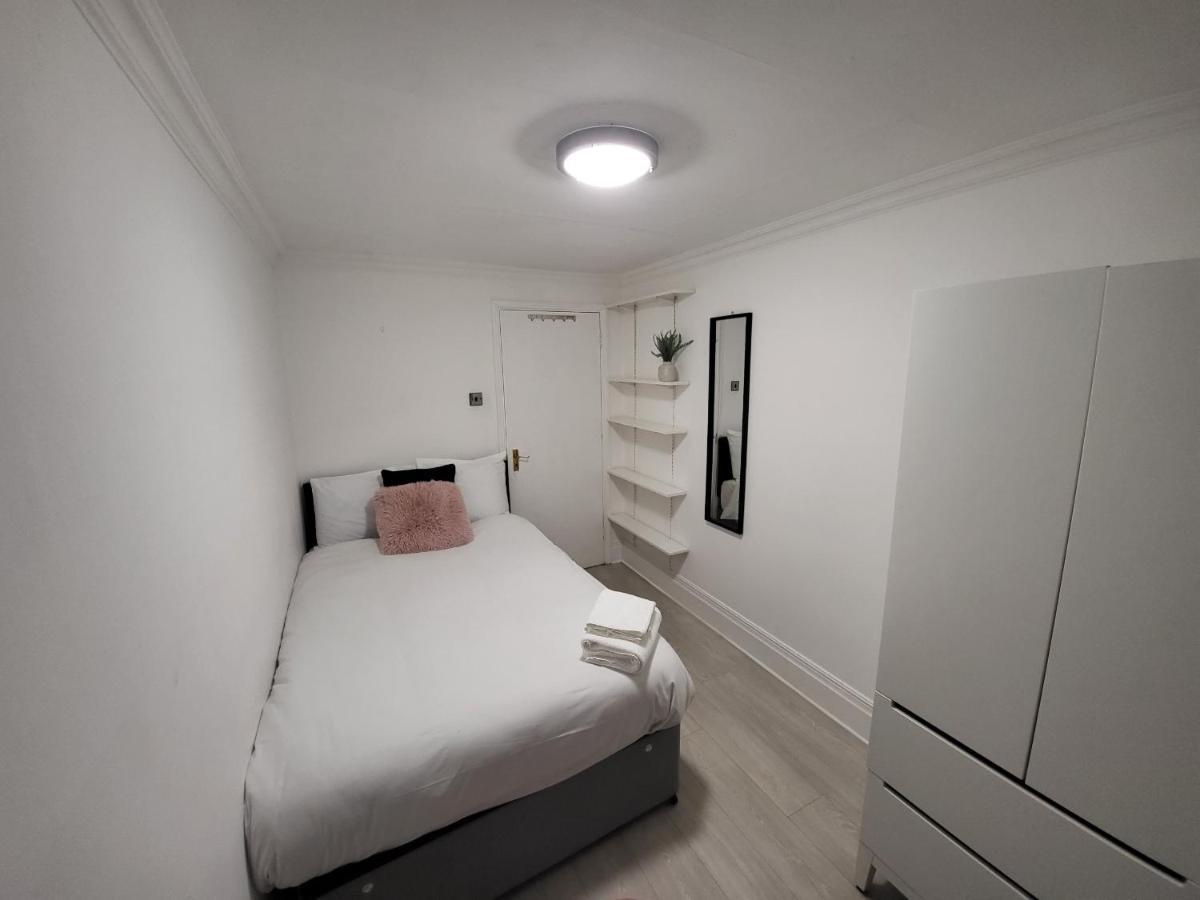 Cosy Apartment By Clapham South Underground! Λονδίνο Εξωτερικό φωτογραφία